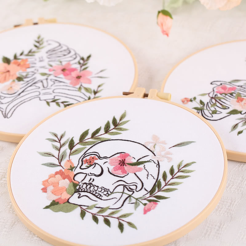Embroidery DIY Beginner Kit Su Embroidery and Cross Stitch Starter Set